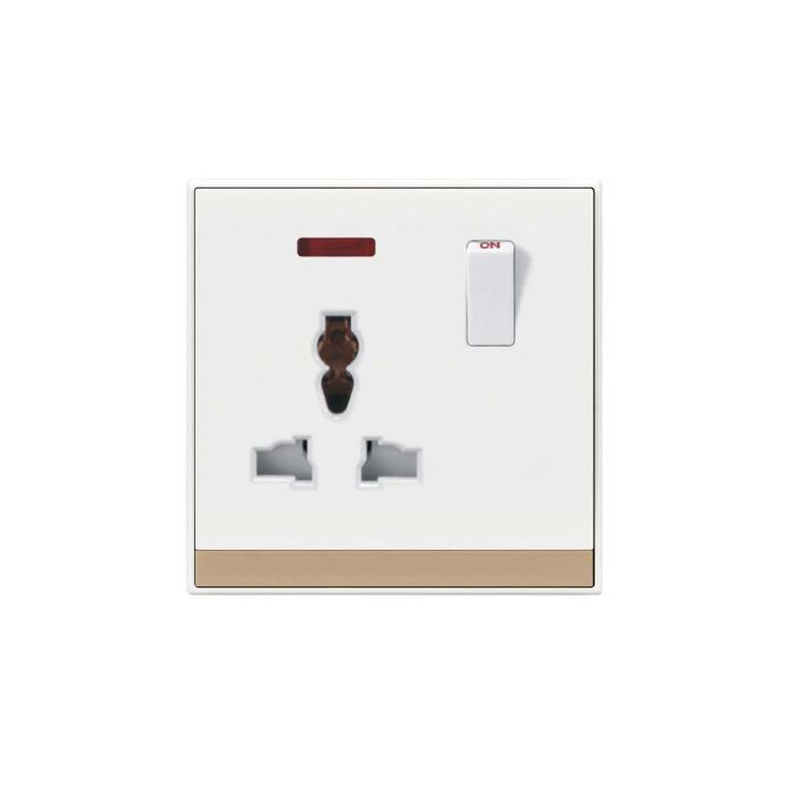 HEE Lotus XL 3 Pin MF Switched Socket