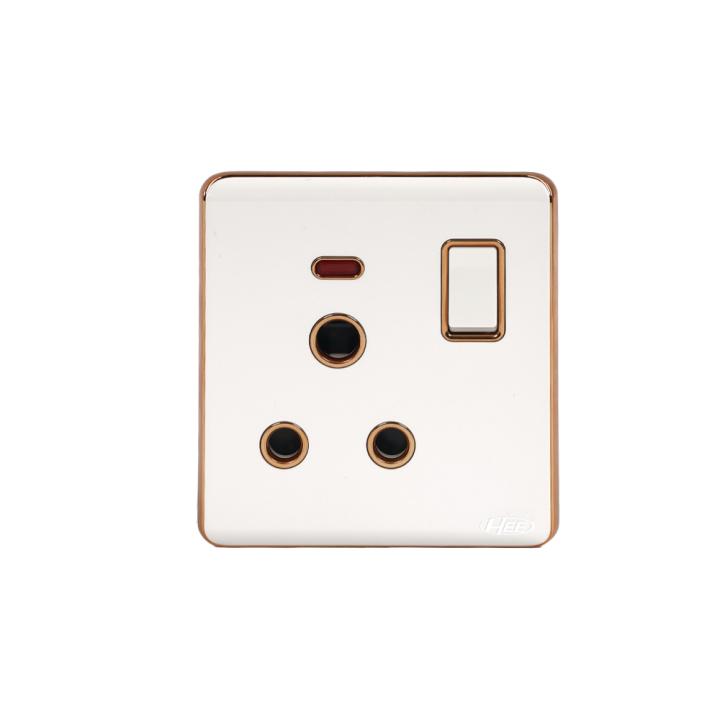 HEE Magnolia White 15A 3 pin Round Socket with Switch