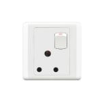 HEE New Classic 15A Round Switched Socket