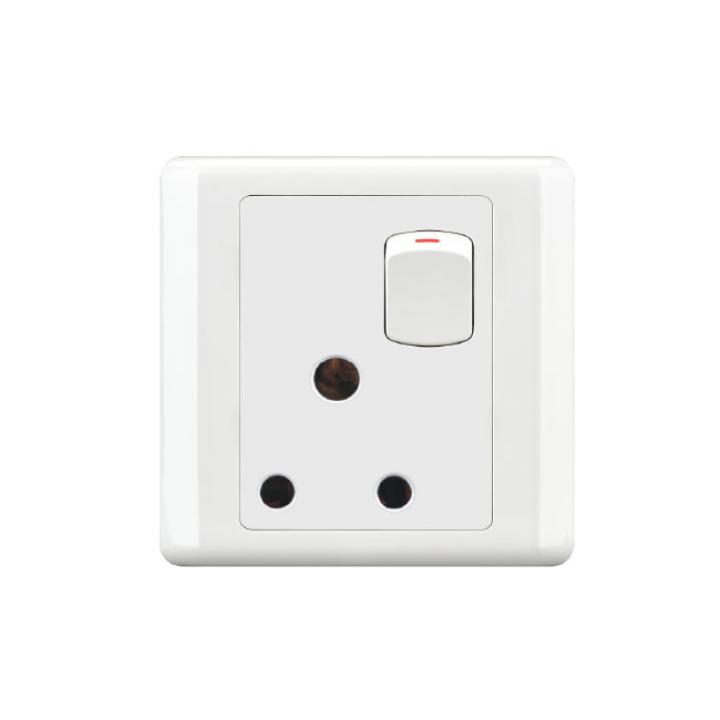 HEE New Classic 15A Round Switched Socket